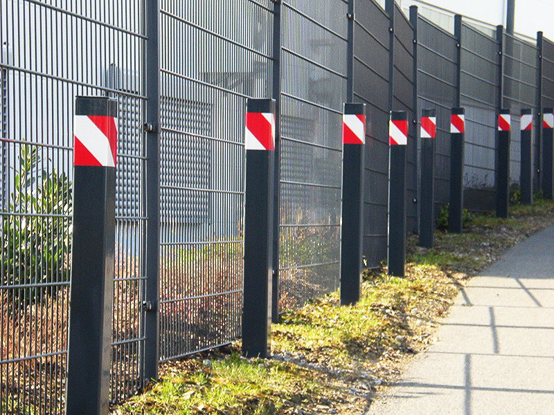 Zaunsysteme Luno – Zaunflucht mit Pfosten